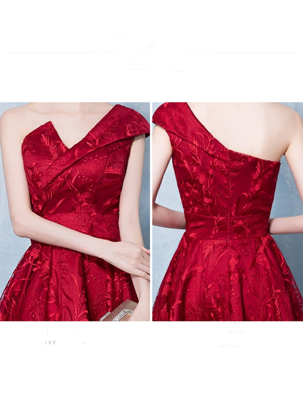 Encontre este Pin e muitos outros na pasta Prom Dresses, Prom Dresses de Prom Dresses.